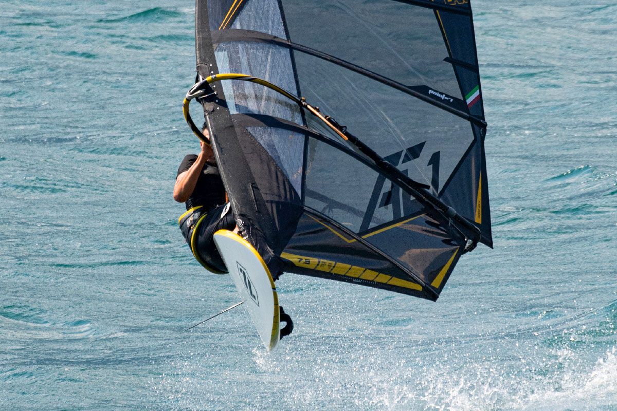 slalom plachta windsurfing karlin point7 acone garda torbole trick